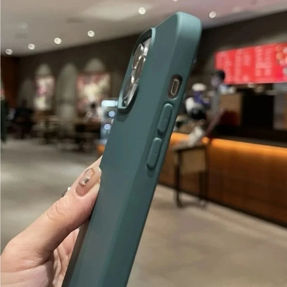 ⚠️Clearance💚iPhone 11/Pro/Pro Max Solid Dark Green Phone Case - Picture 7 of 7